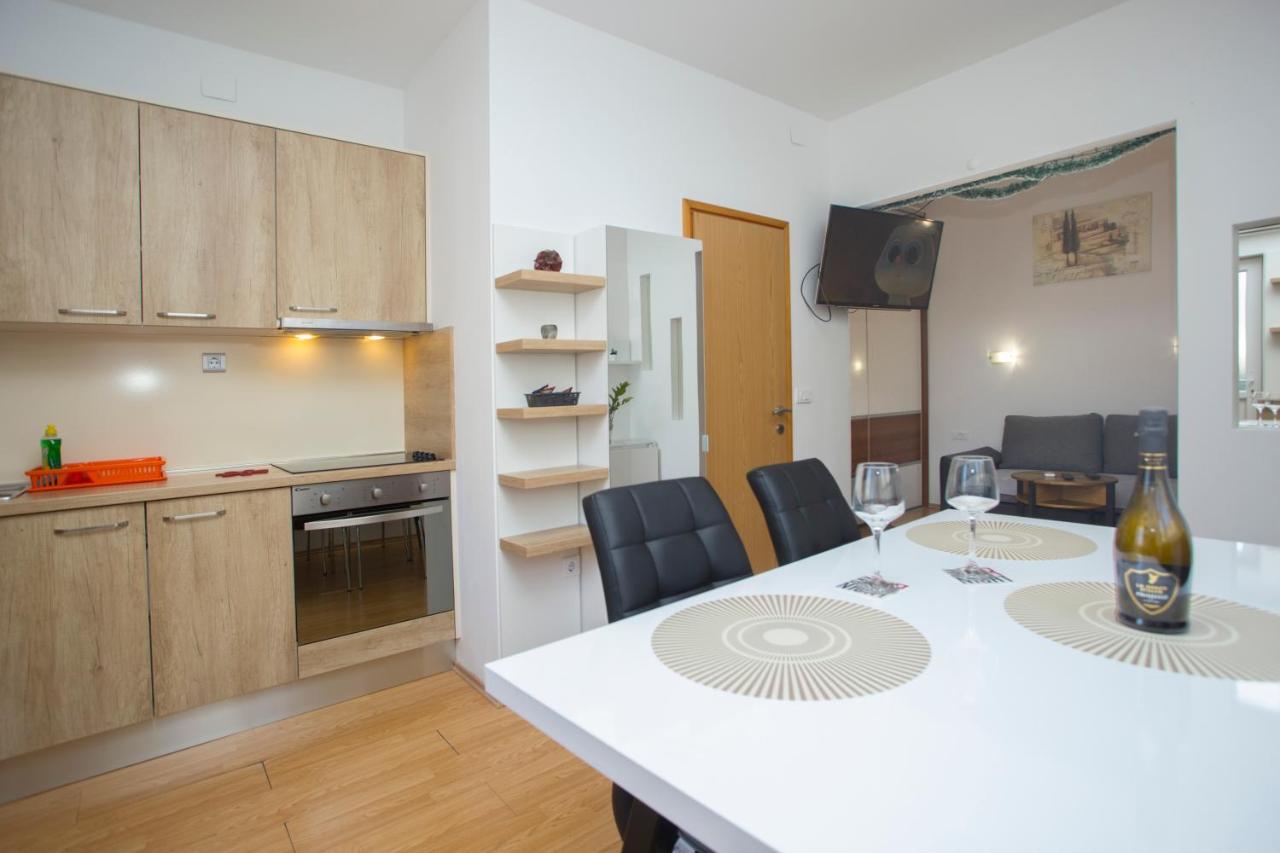 Apartment Adria Σπλιτ Εξωτερικό φωτογραφία